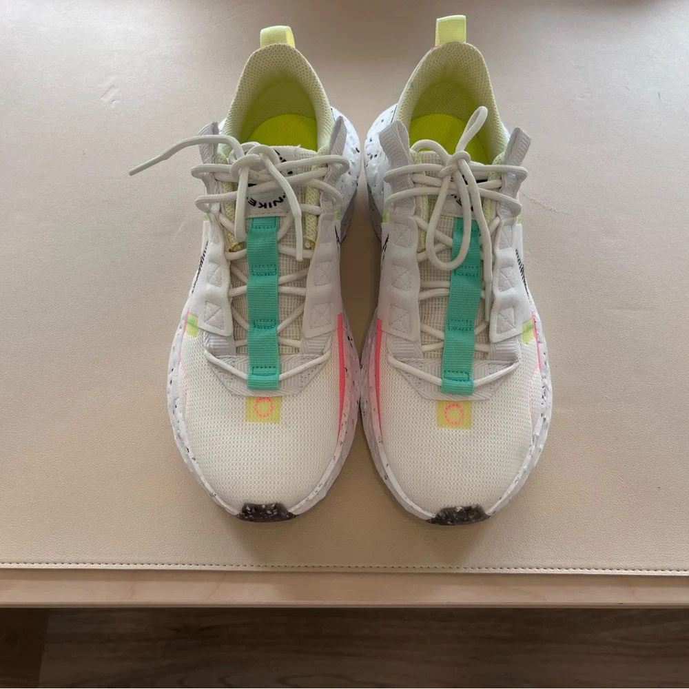 Nike Women's Crater Impact colorways - Picture 3 of 7